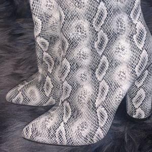 Faux Snake Skin Hot Boots ✨